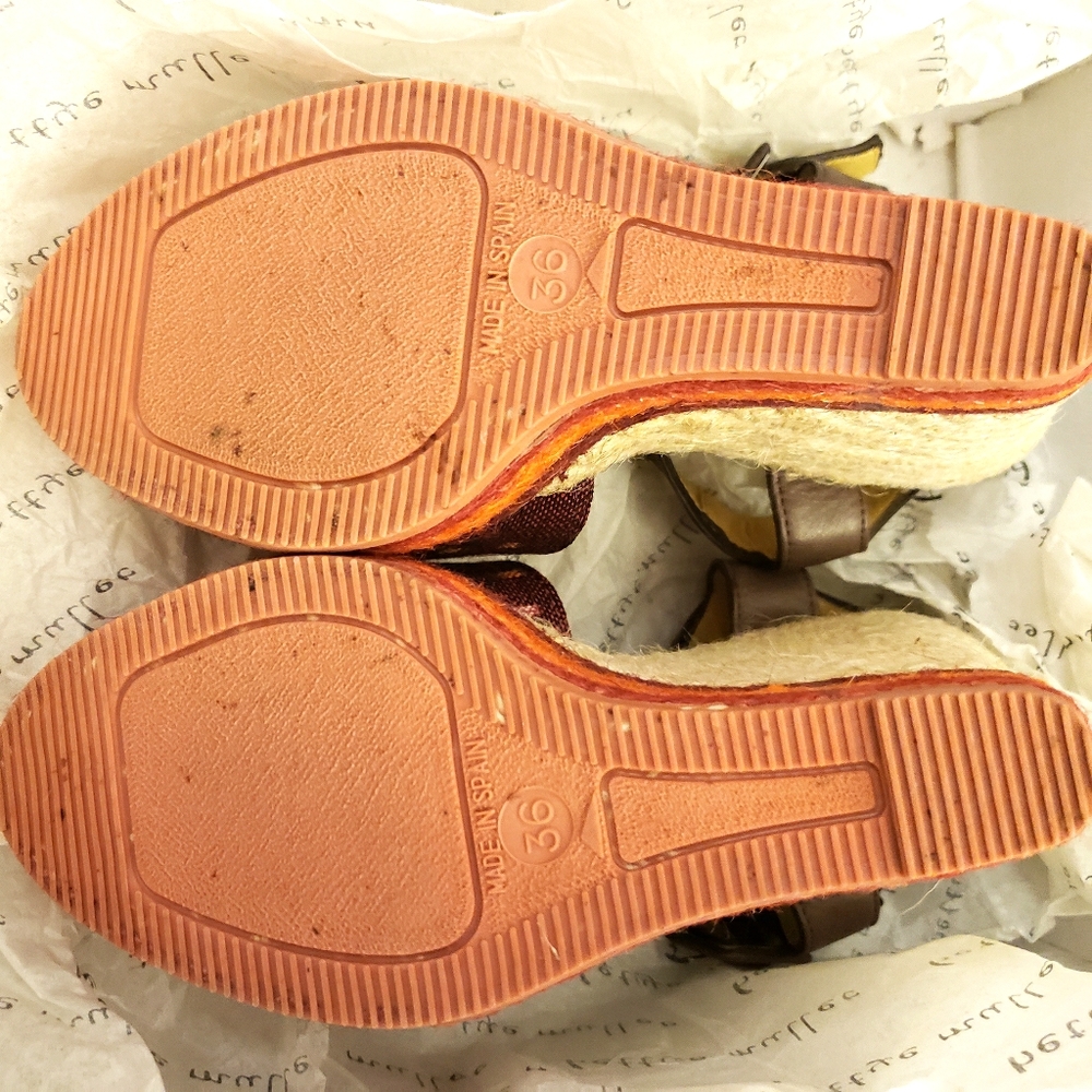 Betty Muller Red Espadrilles Wedges 6 NWOT - Picture 4 of 6